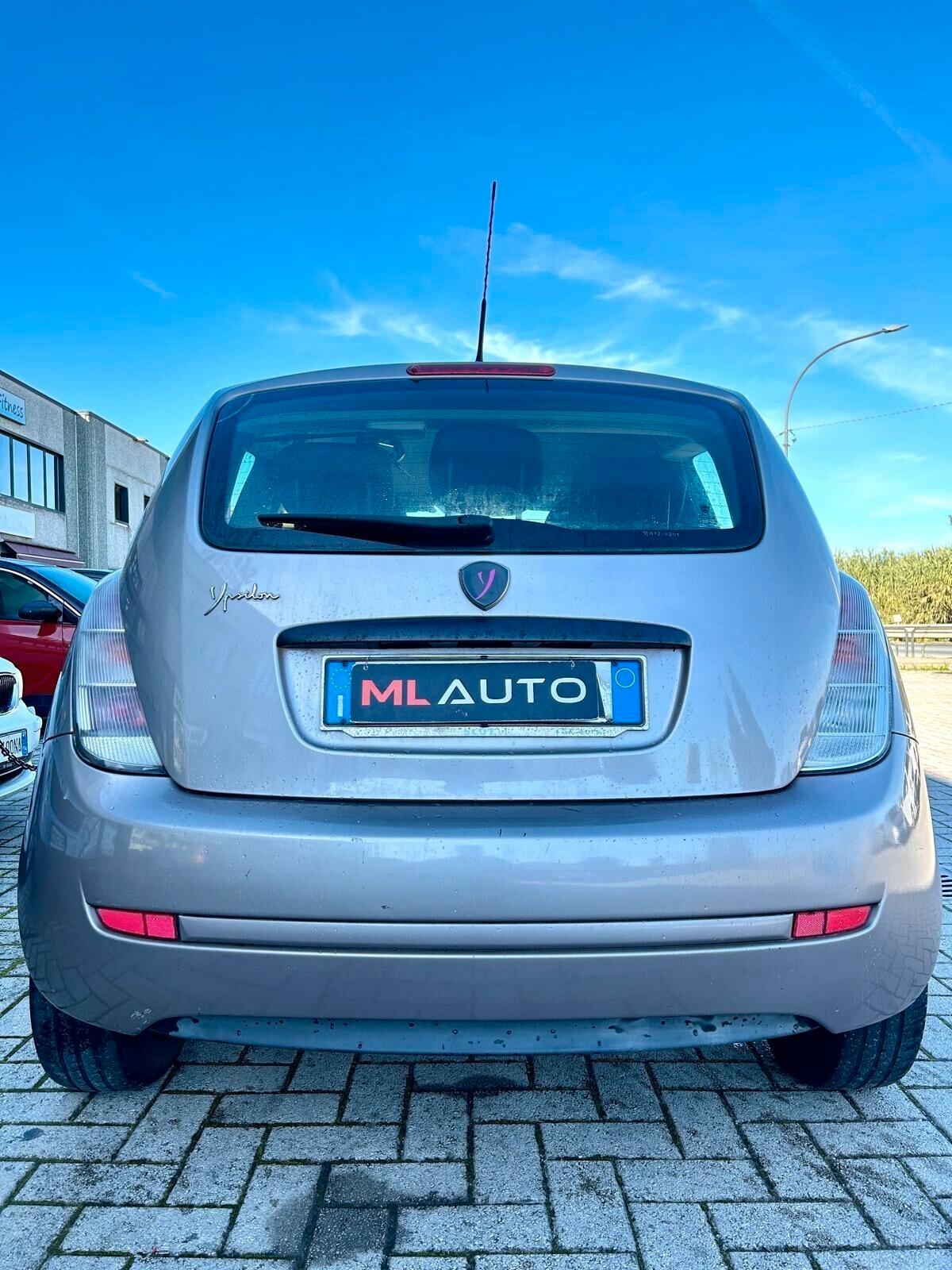 Lancia Ypsilon 1.2 69 CV Unyca - OK NEOPATENTATO