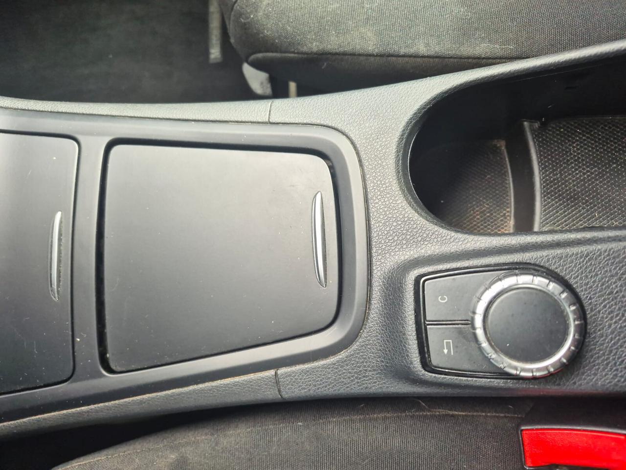 Mercedes-benz B 180 AUT Executive UNICO PROPRIETARIO