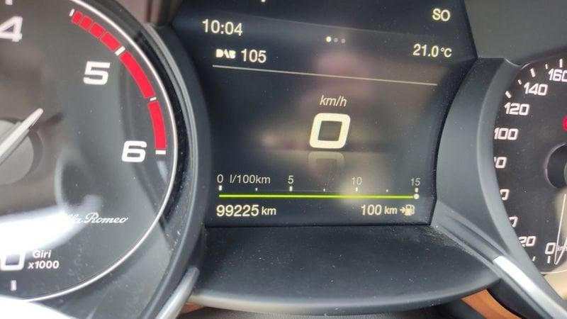 Alfa Romeo Giulia 22 210 AT8 AWD Q4 Veloce-GARANZIA-KM CERTIFICATI
