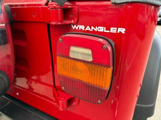 JEEP Wrangler 2.5 Laredo