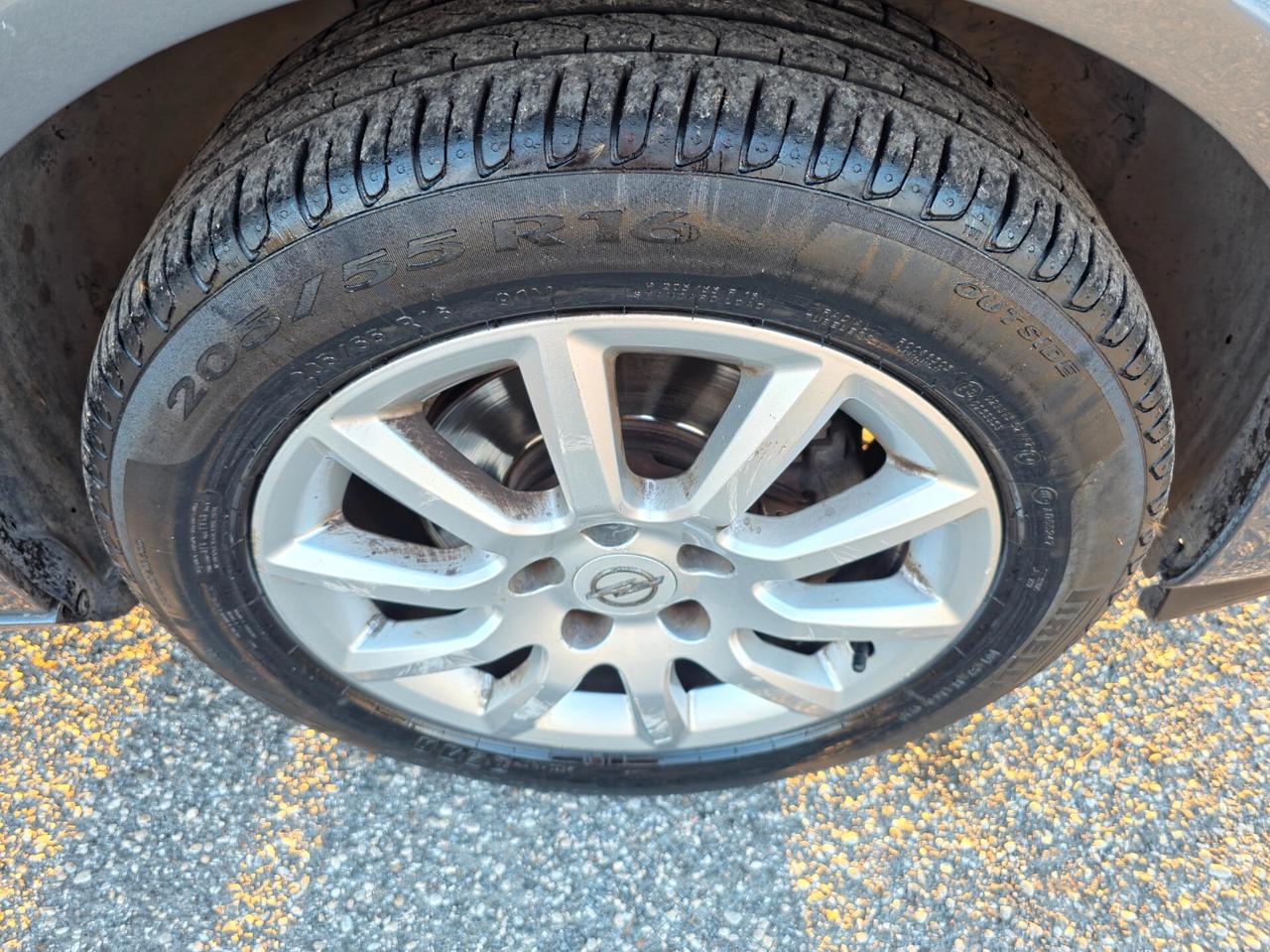 Opel Astra 1.6 16V Twinport 5 porte Cosmo GPL 2006 E4 Manuale NEO