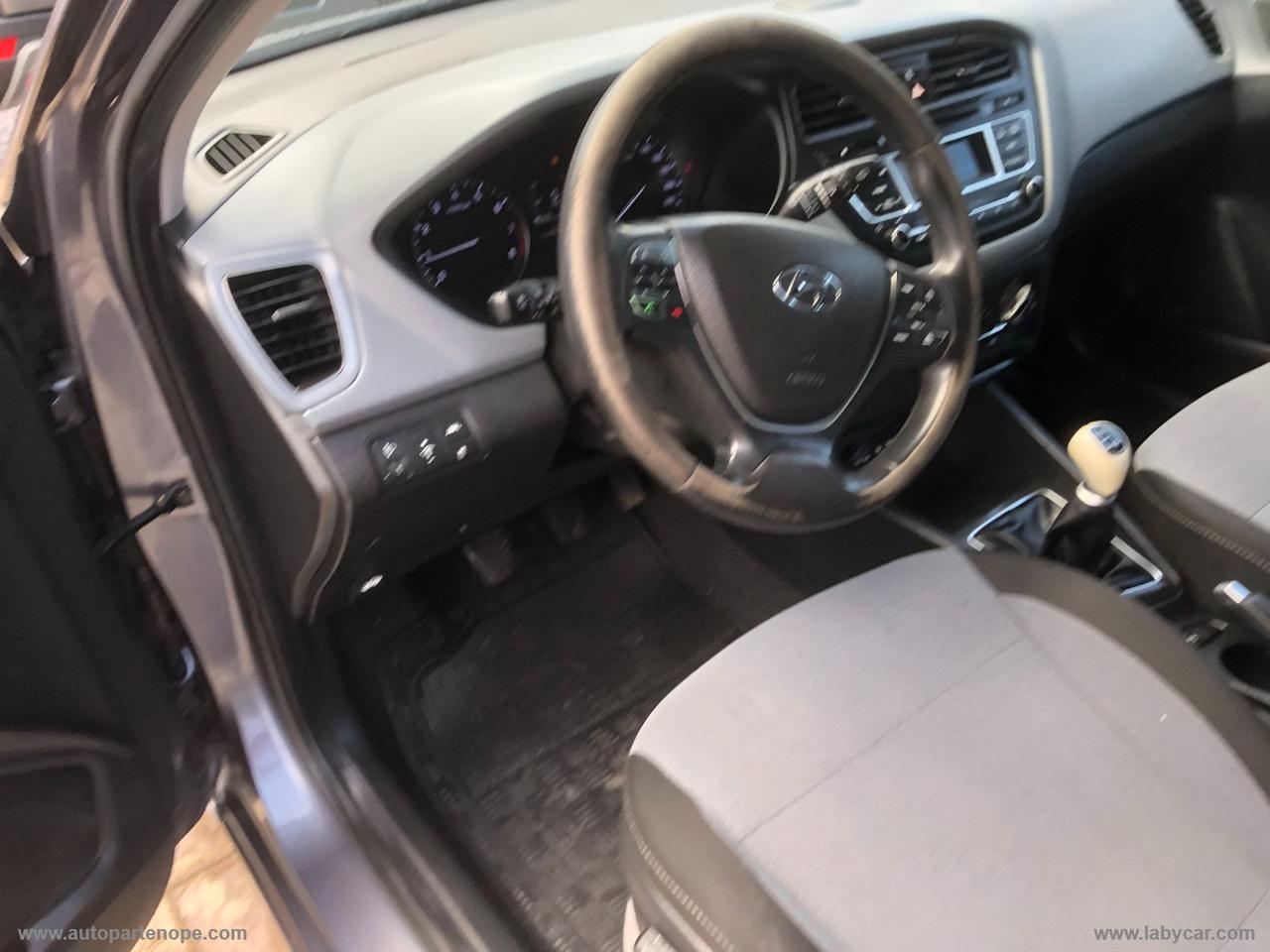 HYUNDAI i20 1.2 84 CV 5p. Comfort