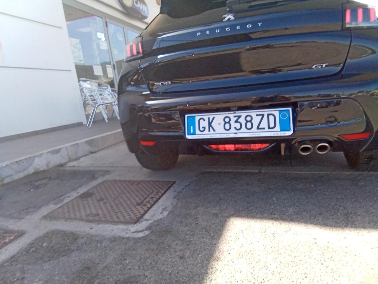 Peugeot 208 PureTech 130 Stop&Start EAT8 5 porte GT