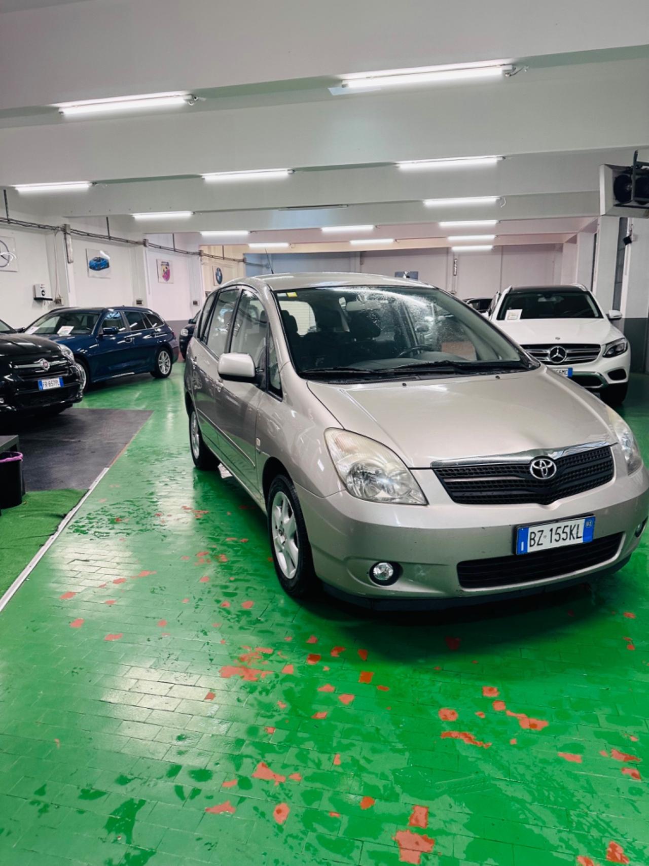 Toyota Corolla 1.4 16V 5 porte