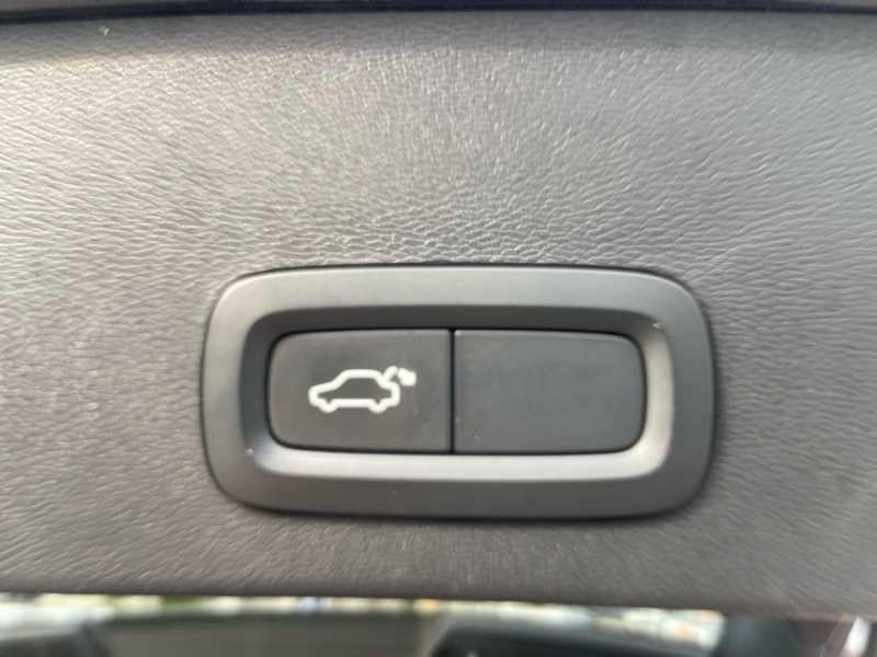 VOLVO XC40 2.0 d3 Business Plus GearTr.