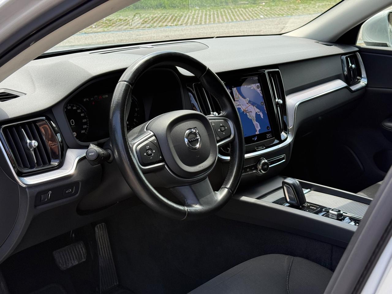 VOLVO V60 2021 B4 Geartronic