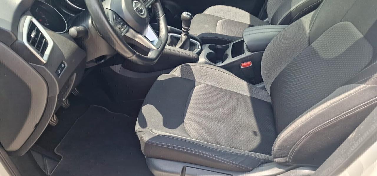 Nissan Qashqai 1.3 DIG-T 140 CV Tekna Dynamic Standard