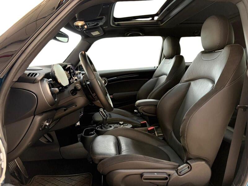 MINI Cooper Mini 2.0 John Cooper Works Essential