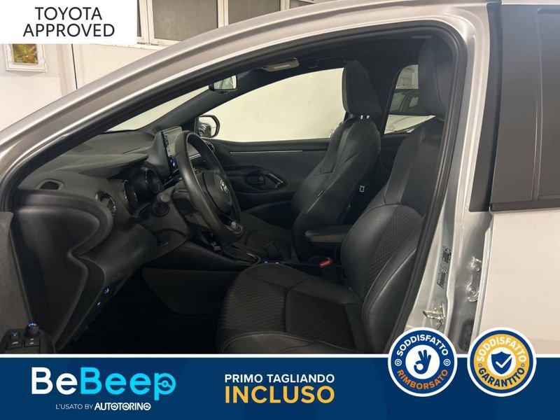 Toyota Yaris 1.5 HYBRID LOUNGE