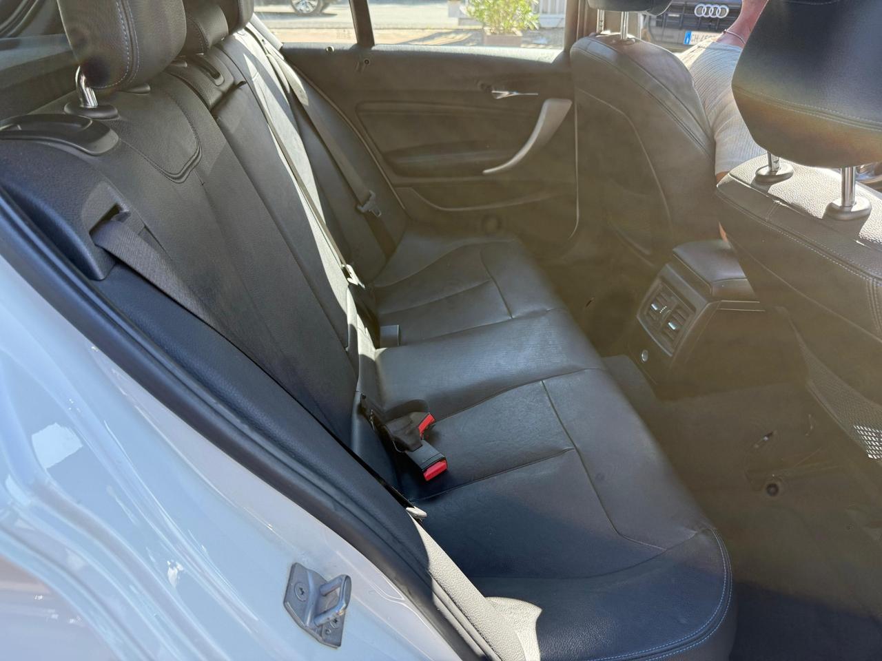 Bmw 116 116d 5p. M SPORT
