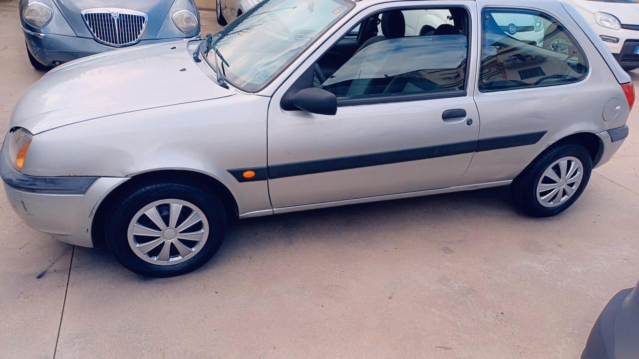 Ford Fiesta 1.1 5 porte