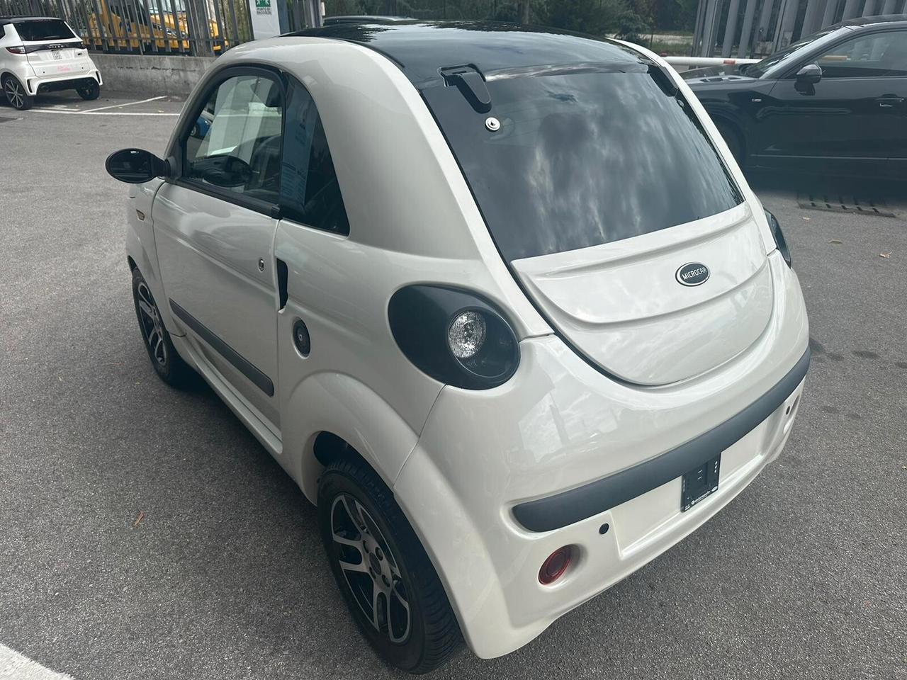 Microcar Due Dué 6 Initial