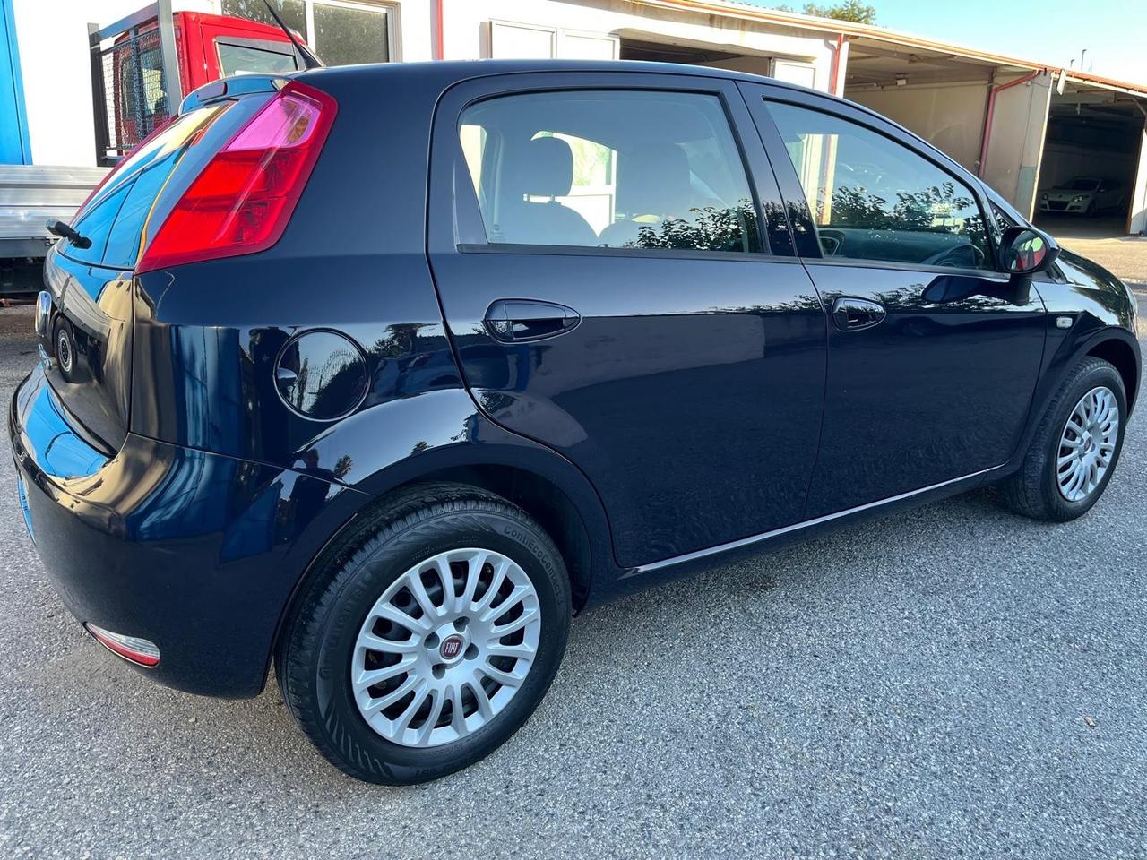 Fiat grande punto 5P-1.2 benz-km 50000-2017
