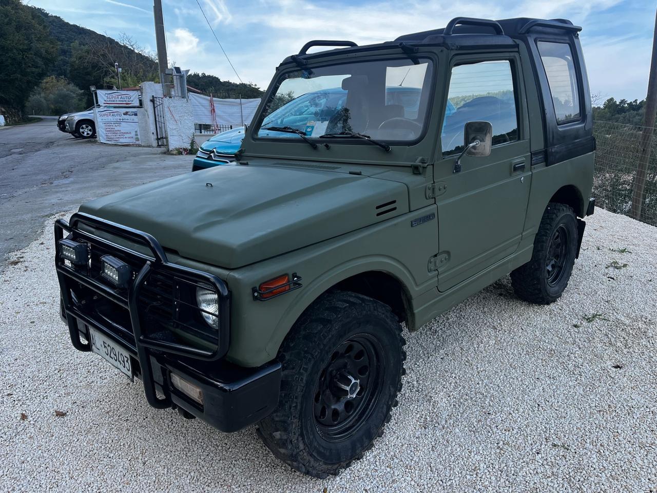 Suzuki SJ 413 SJ41W Berlina autovettura