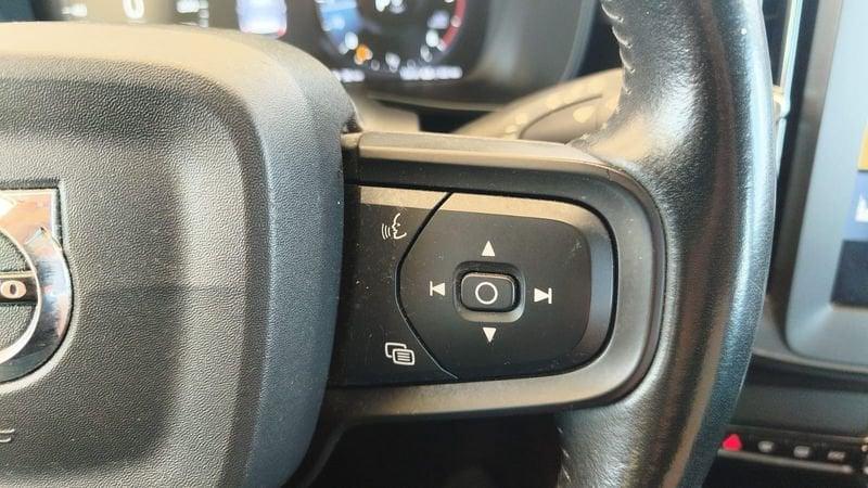 Volvo XC40 D4 AWD Geartronic Business Plus