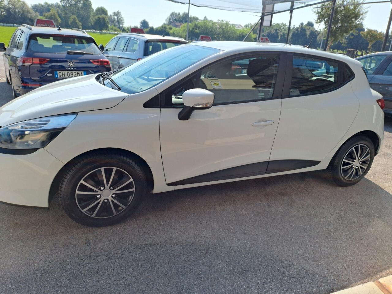 Renault Clio 1.2 75CV 5p OK NEOPATENTATI