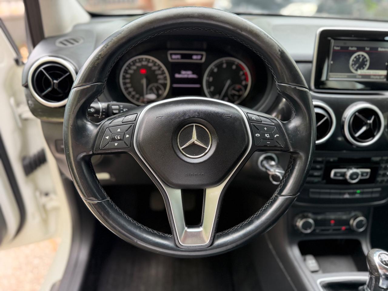 Mercedes-benz B 200 NGD Executive Gancio Traino