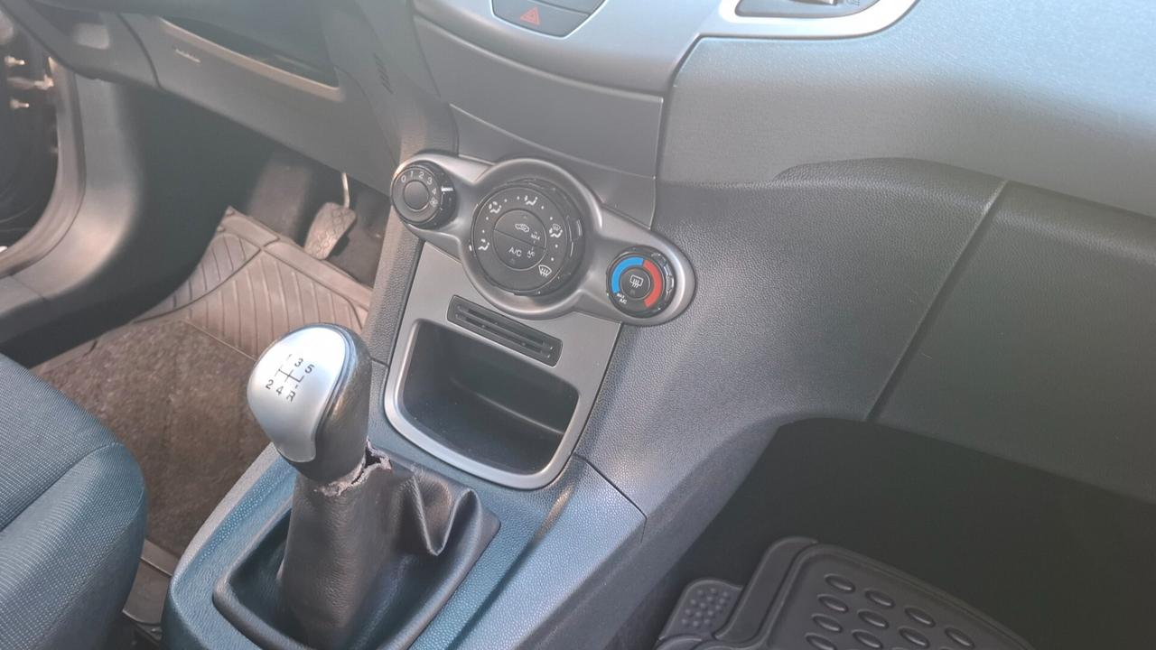 Ford Fiesta Fiesta+ 1.2 82CV 5 porte ok neopatentati