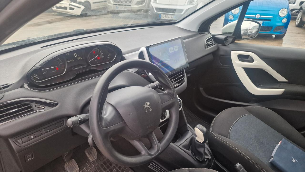 Peugeot 208 PureTech 82 5 porte Allure