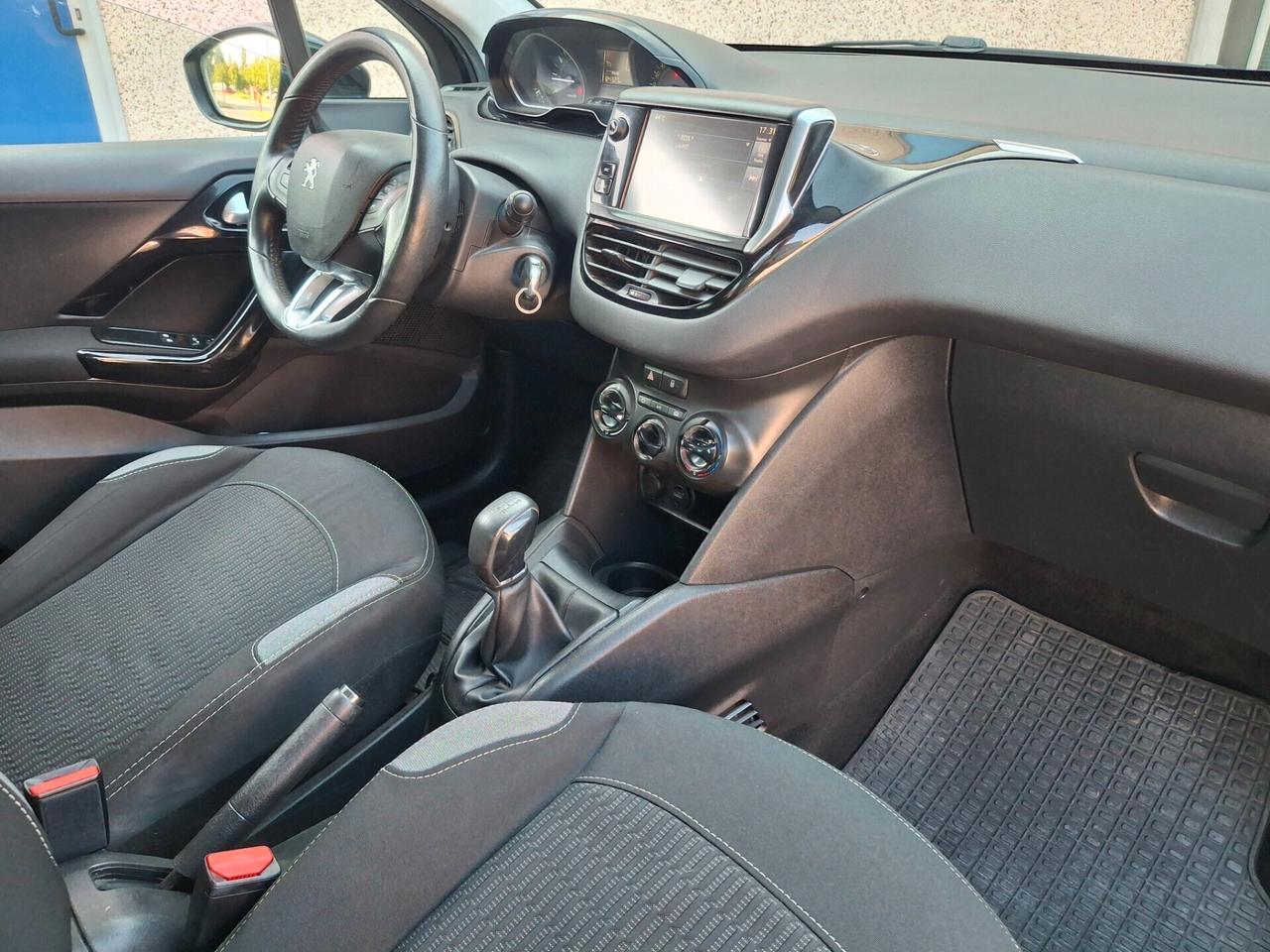Peugeot 208 PureTech 82cv.-EURO 6-NEOPATENTATI-