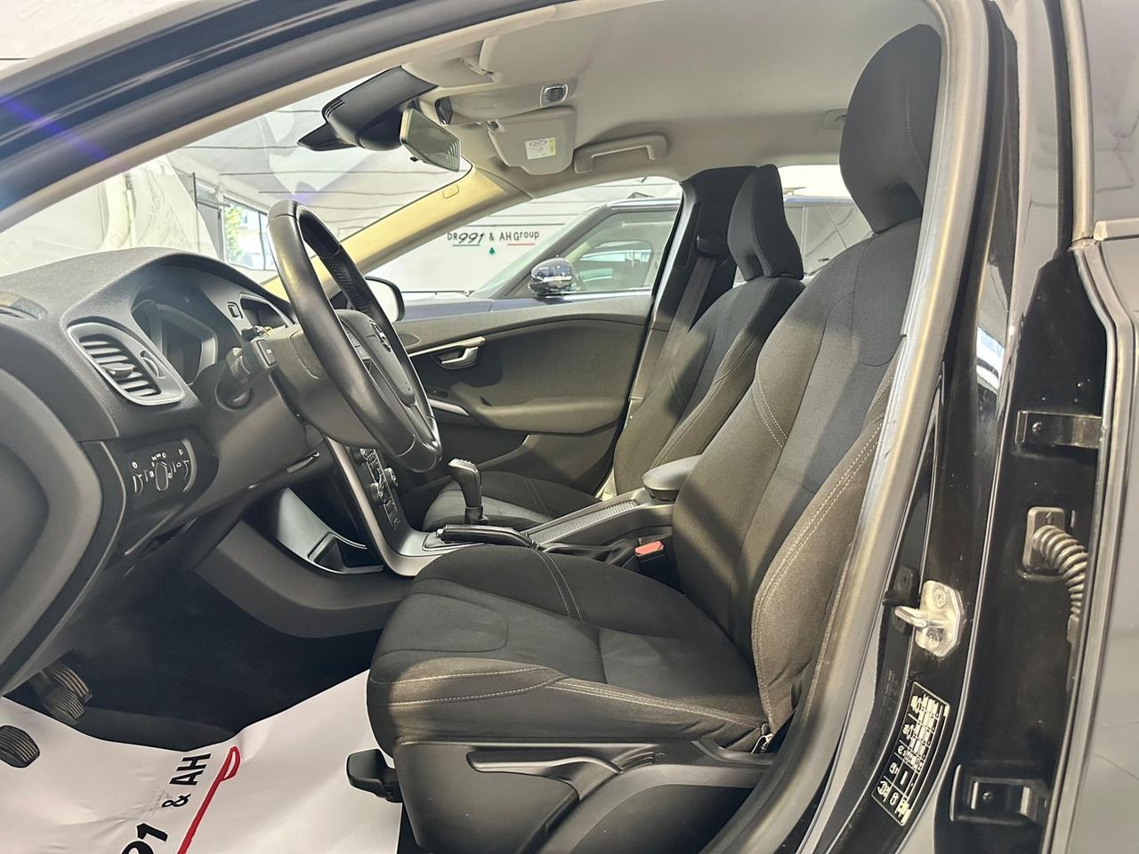 Volvo V40 D2 Geartronic Business N1