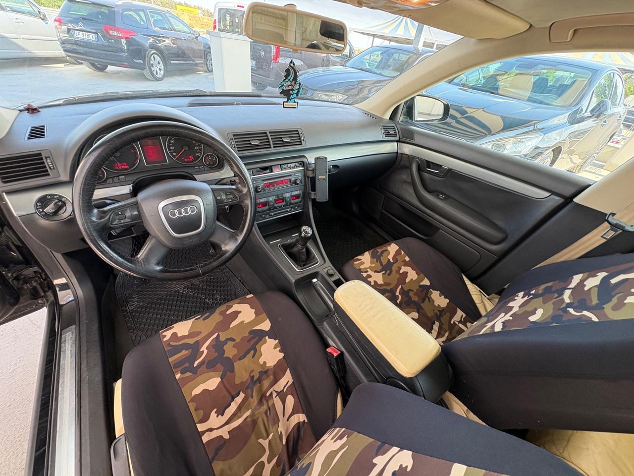 Audi A4 2.0 16V TDI Avant 220000km TETTO XENO