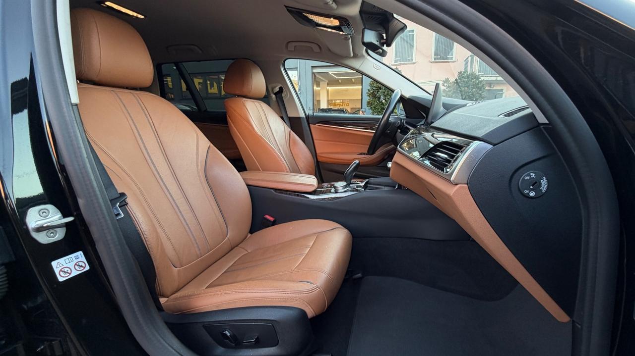 BMW 520D TOURING 48V 2.0 LUXURY 190 CV - FULL LED, PELLE, VIRTUAL COCKPIT