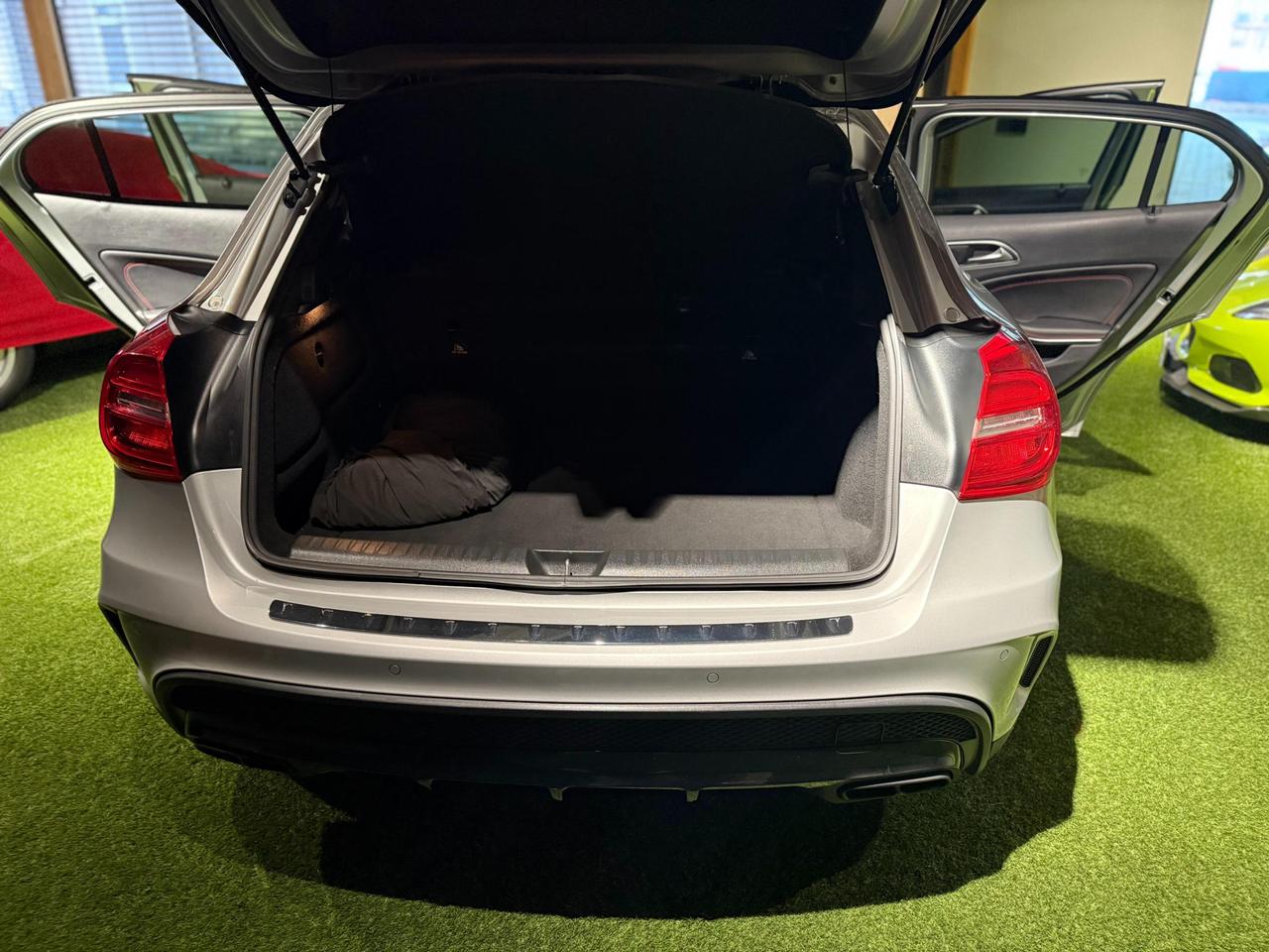 Mercedes GLA 45 AMG 4matic 360cv auto