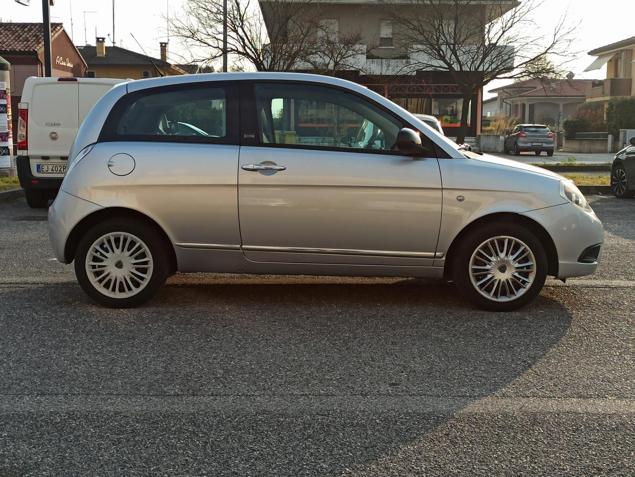 Lancia Ypsilon 1.2 69 CV Diva