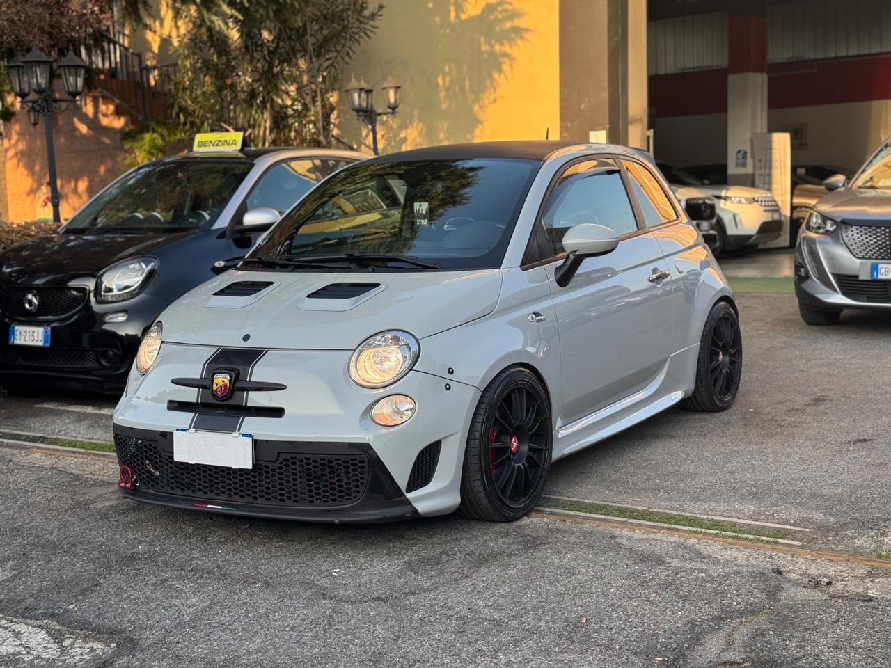 Abarth 500 1.4 Turbo T-Jet MTA Custom. Abarth.