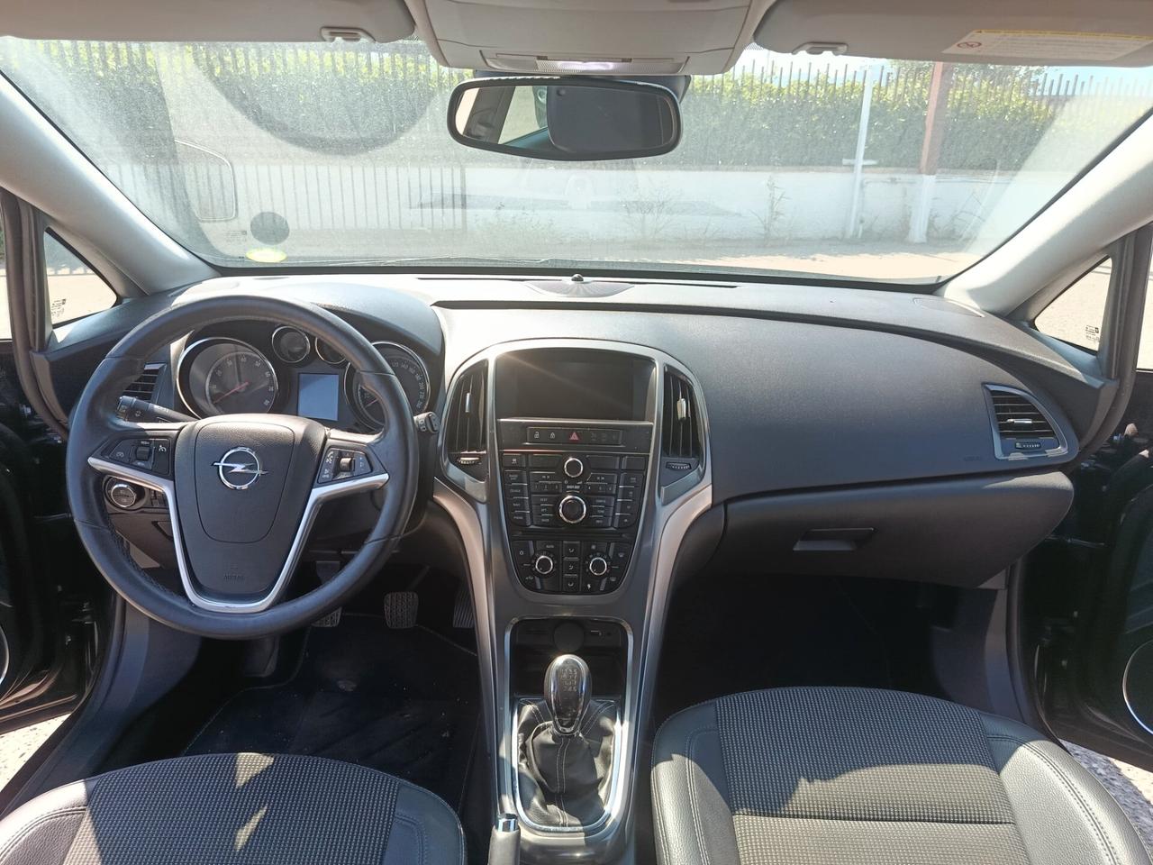 Opel Astra 1.4 Turbo 140CV 5 porte Cosmo