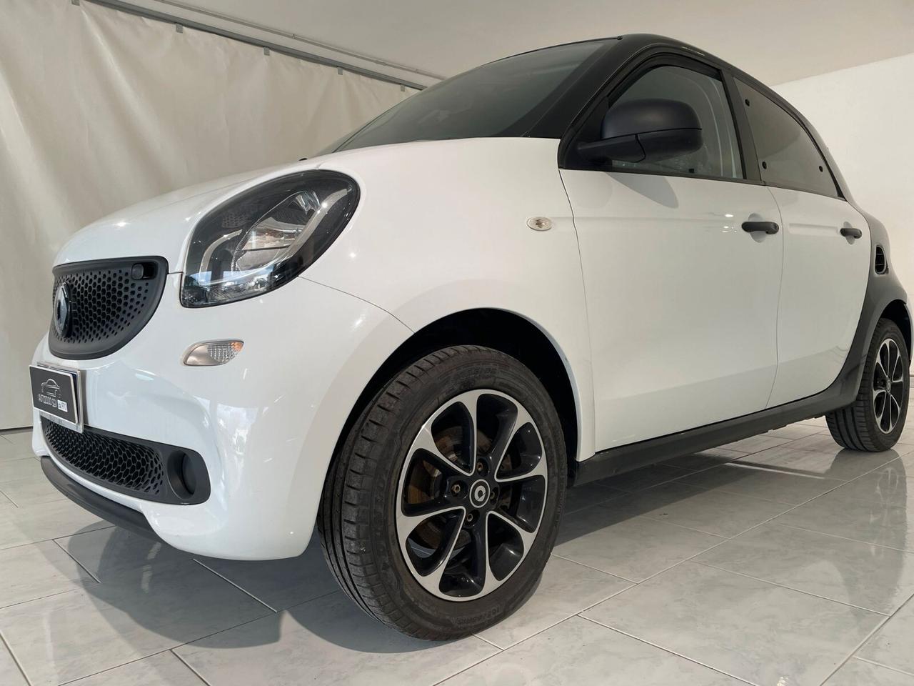 SMART FORFOUR 5 PORTE 75 CV NEOPATENTATI