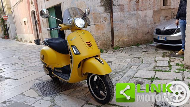 PIAGGIO Vespa GTS 300 Super Sport