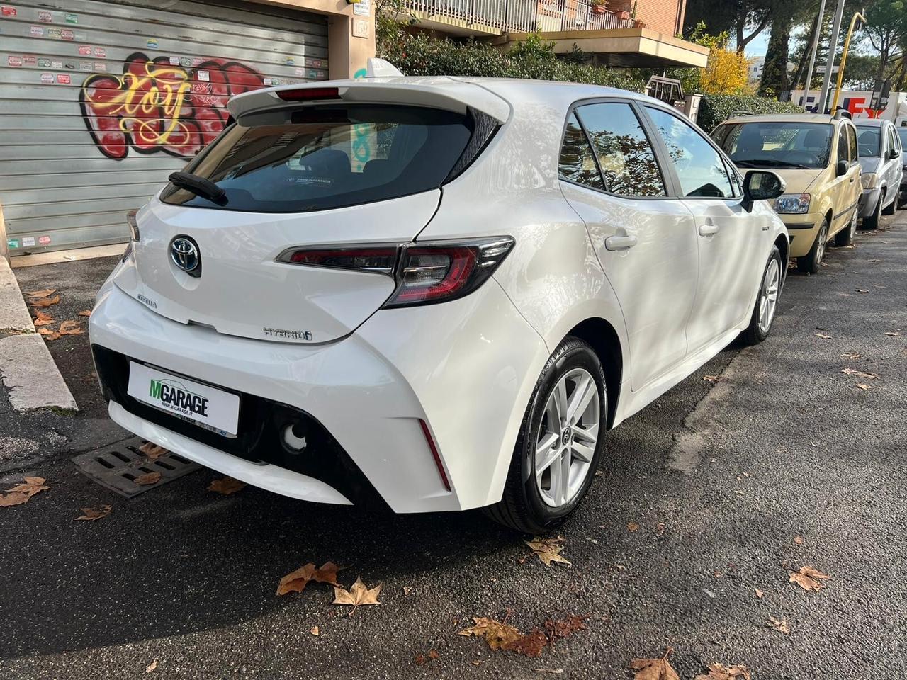 Toyota Corolla 1.8 Hybrid BIANCA
