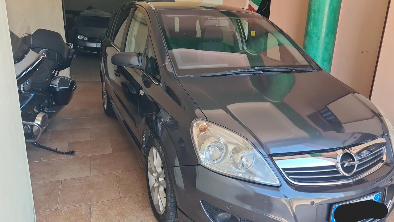 Opel Zafira 1.9 16V CDTI 150CV Enjoy