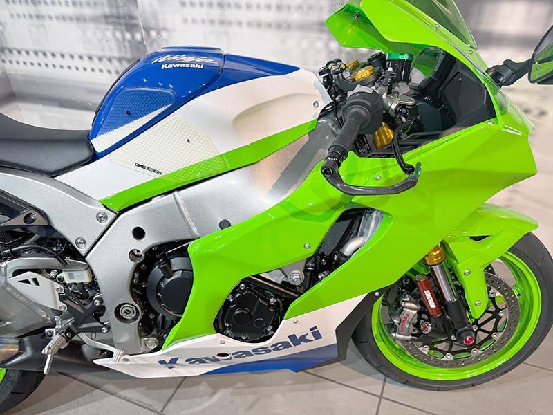Kawasaki Ninja 1000 ZX-10R 40th Performance