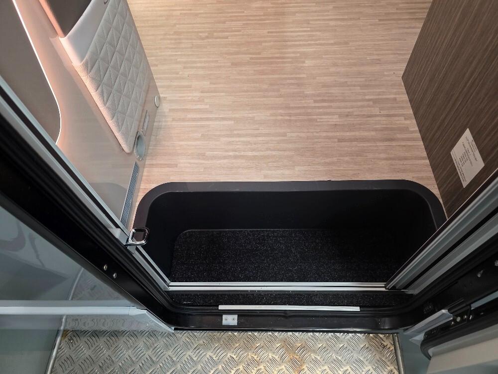 CAMPER MCLOUIS MC4 870
