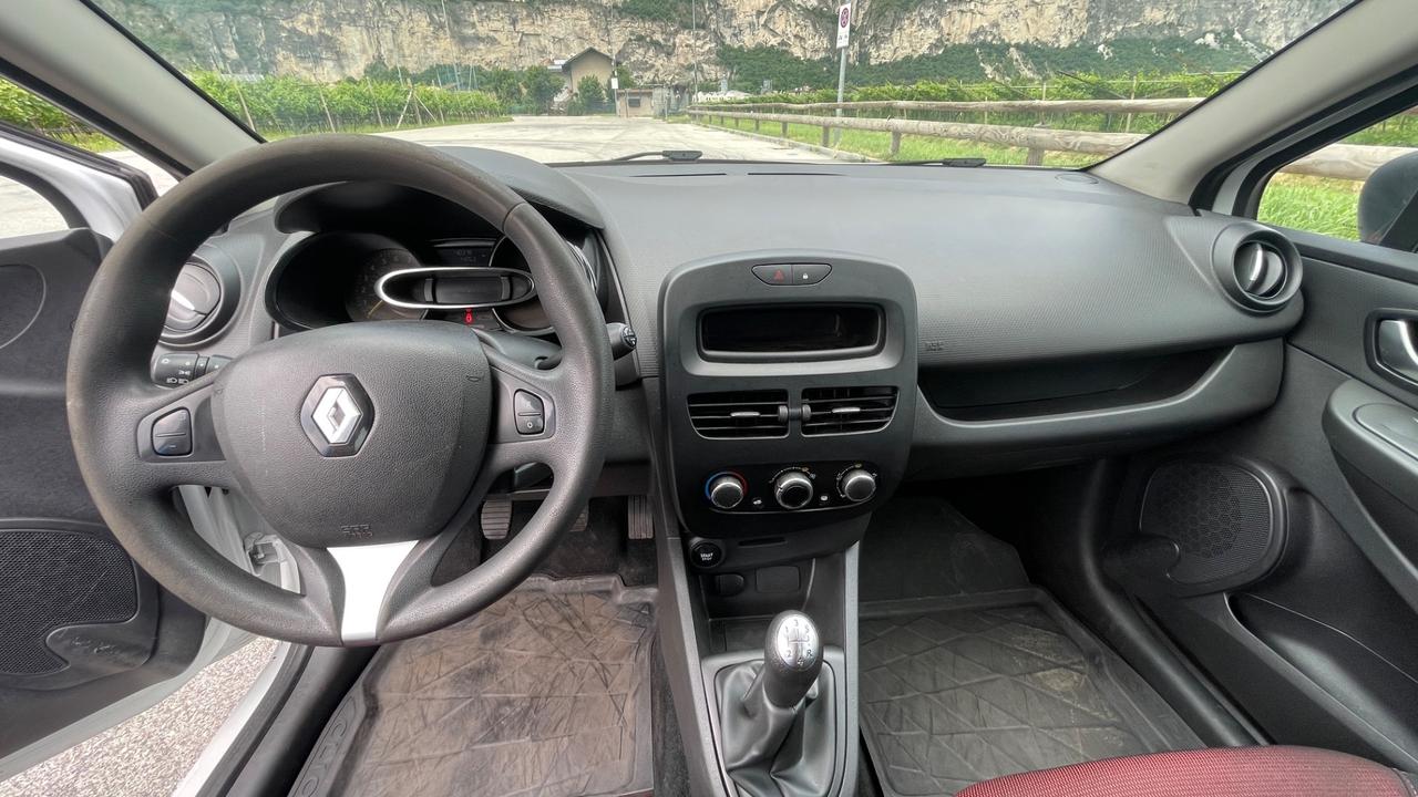 RENAULT CLIO 1.2 BENZINA 5 PORTE 40.000KM - 2015