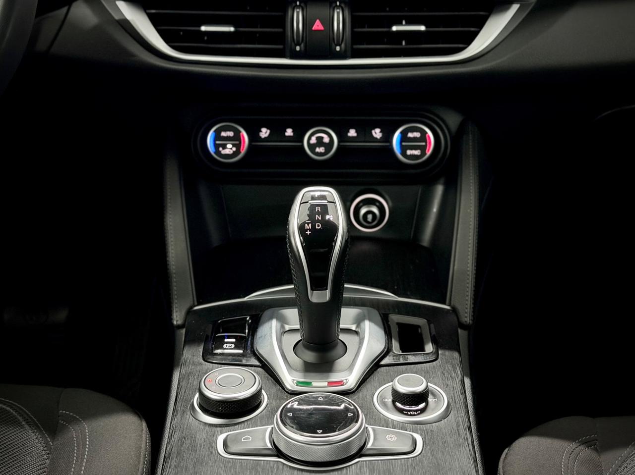 Alfa Romeo Stelvio 2.2 Turbodiesel 160 CV AT8 RWD Executive