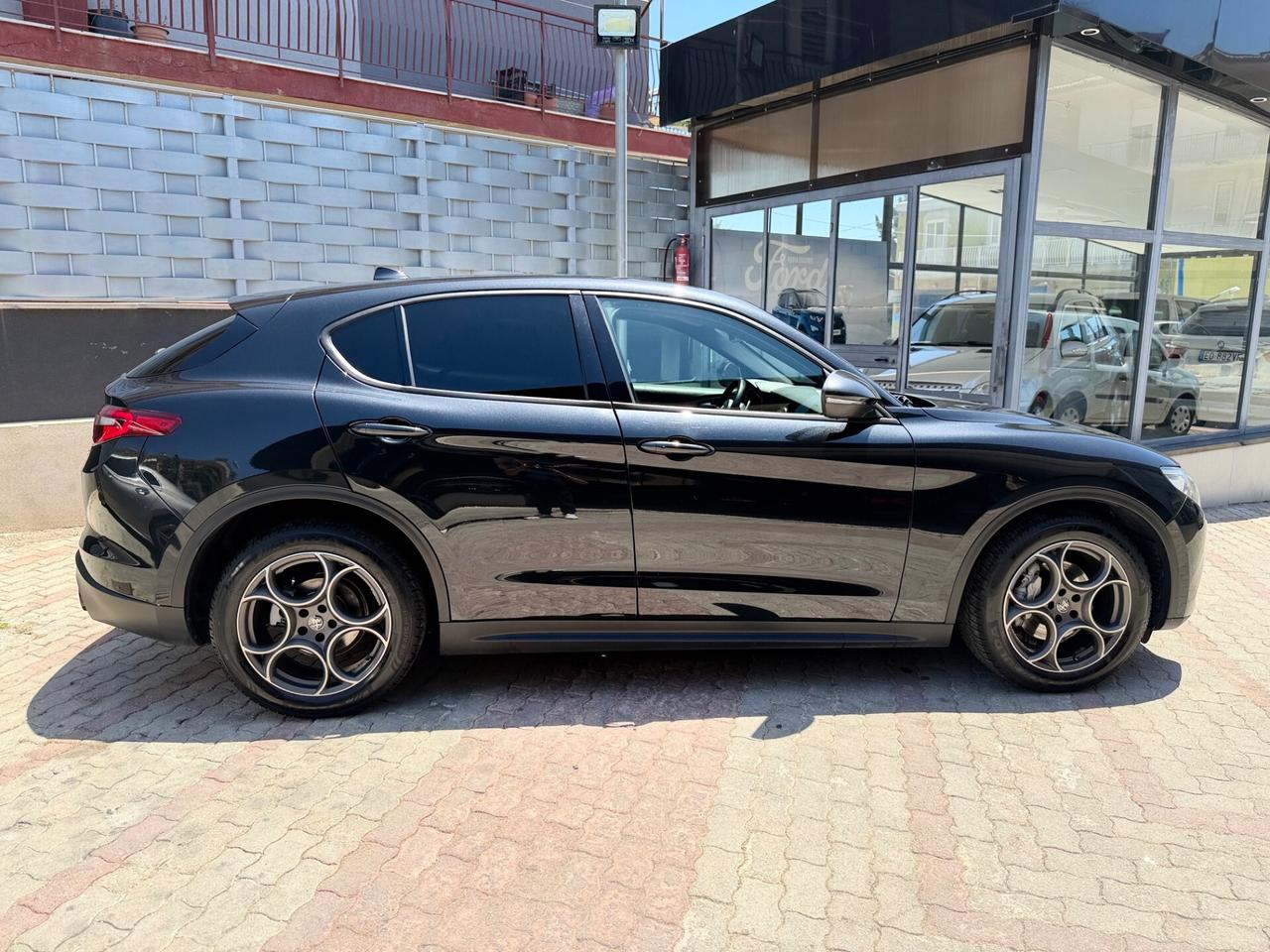 Alfa Romeo Stelvio 2.2 MJT 160 CV Veloce 2023