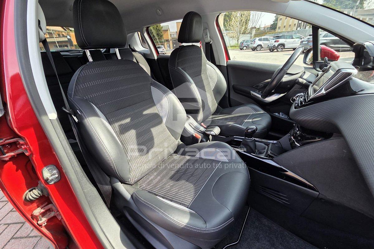 PEUGEOT 2008 1° serie BlueHDi 100 Allure