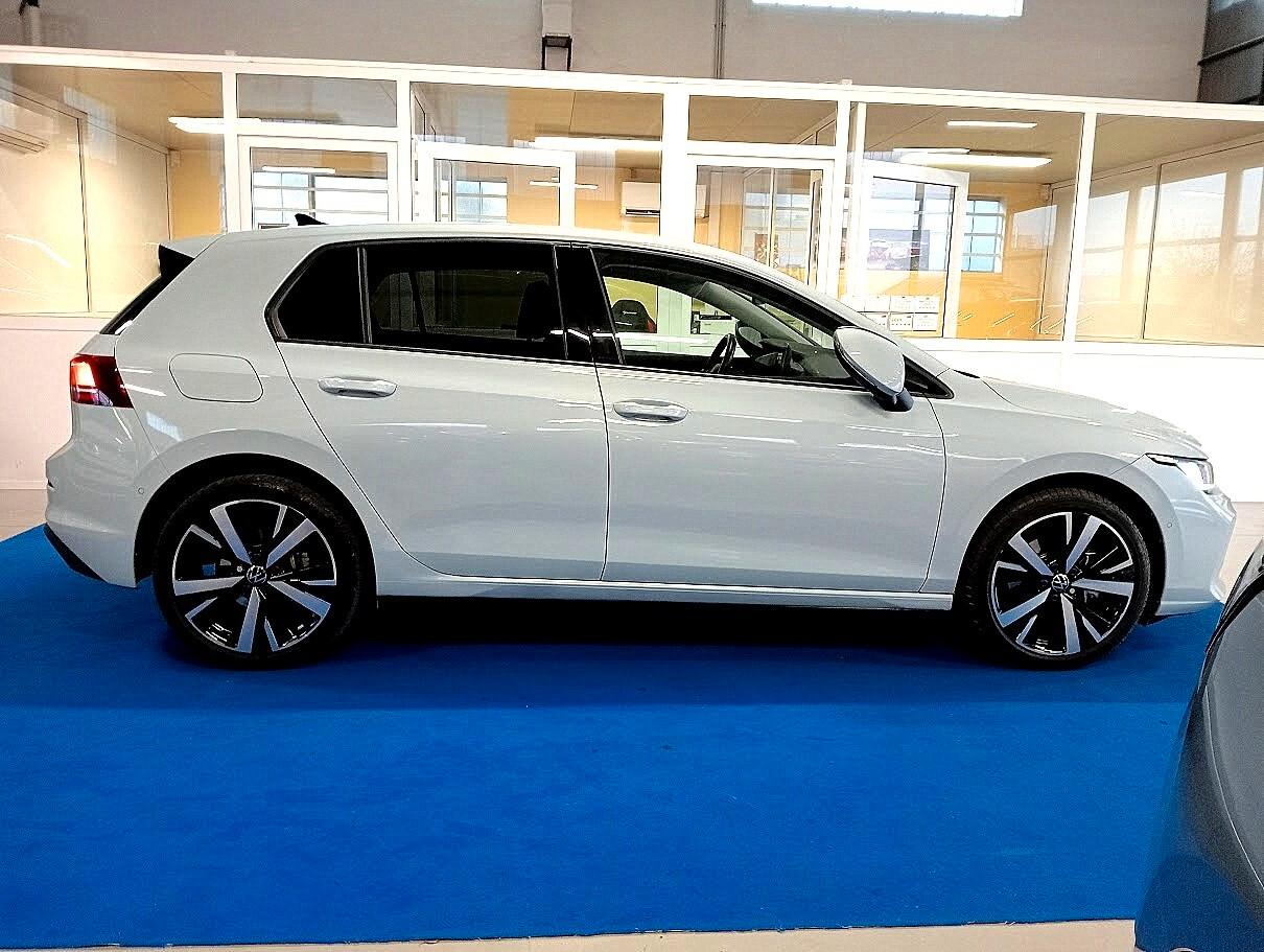Volkswagen Golf 1.5 TSI eHybrid 204cv DSG 18" LED CAMERA ACC
