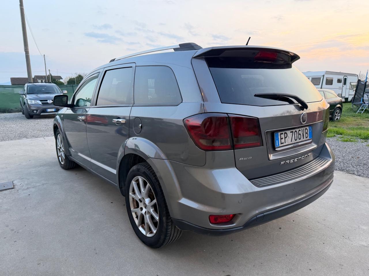 Fiat Freemont 2.0 Multijet Lounge 4WD automatica – 7 posti – full optional