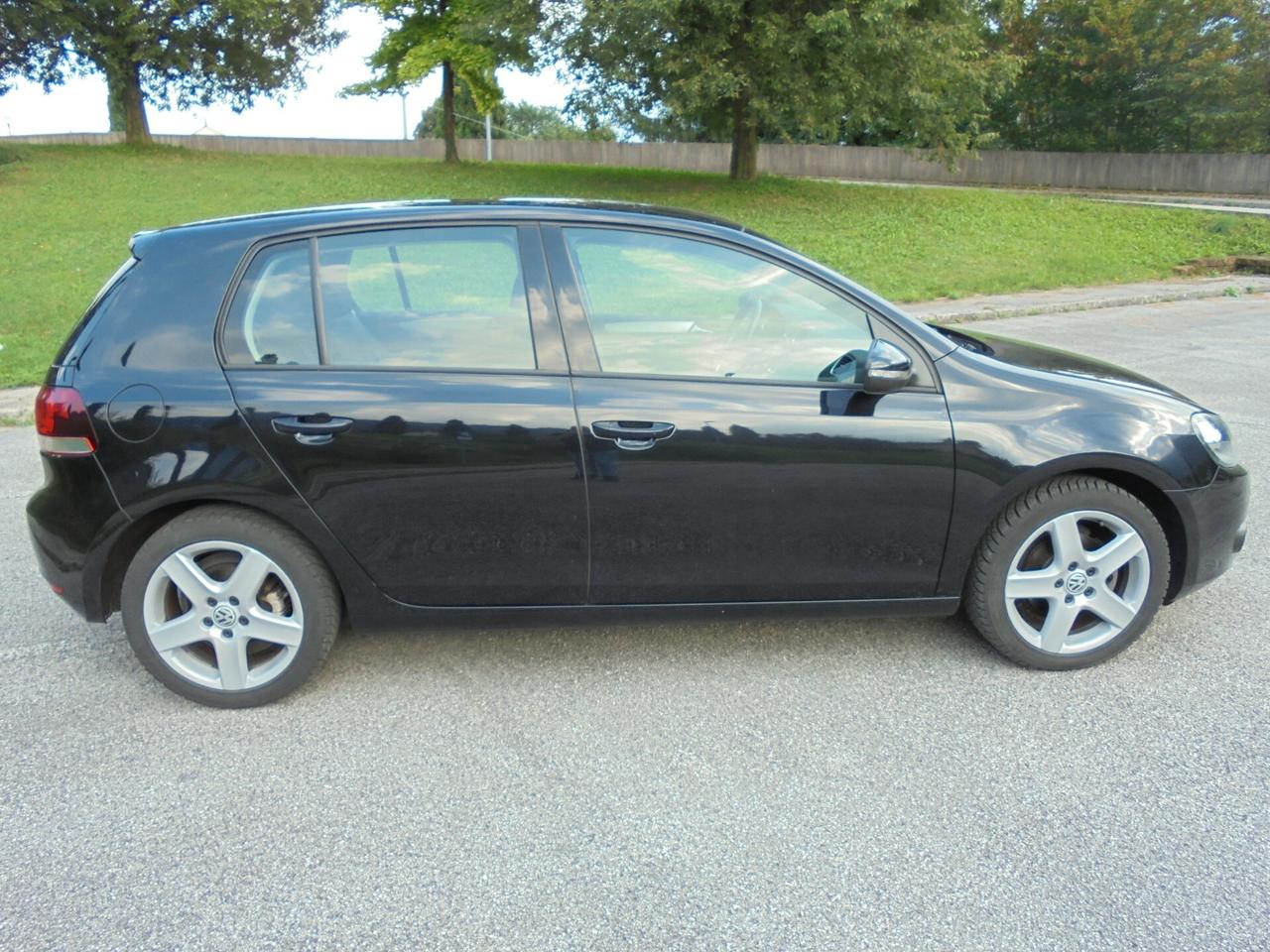 Volkswagen Golf VI 1.6 TDI 105CV DSG HIGHLINE 5 PORTE