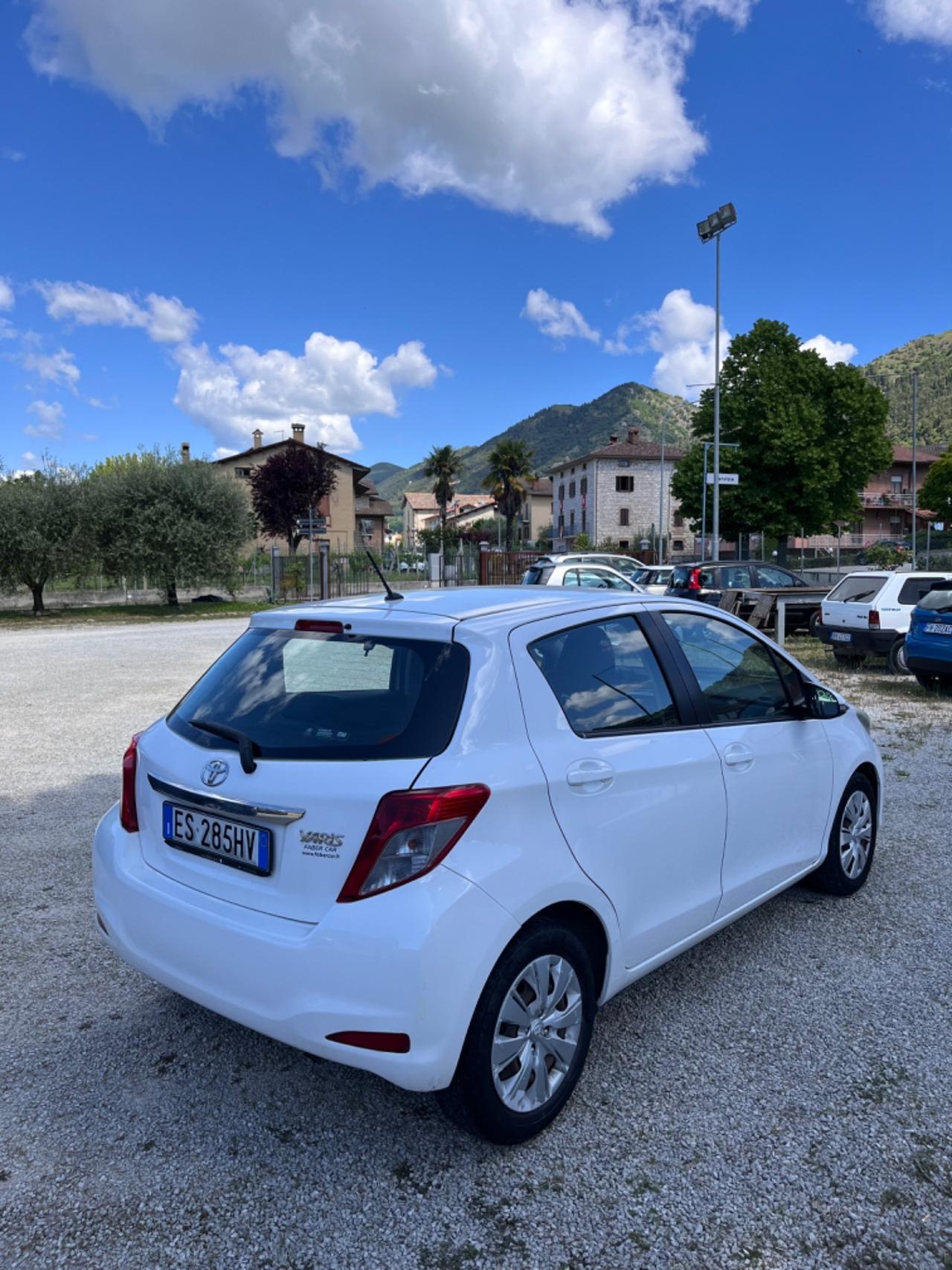 Toyota Yaris 1.4 diesel 2013 NEOPATENTATI