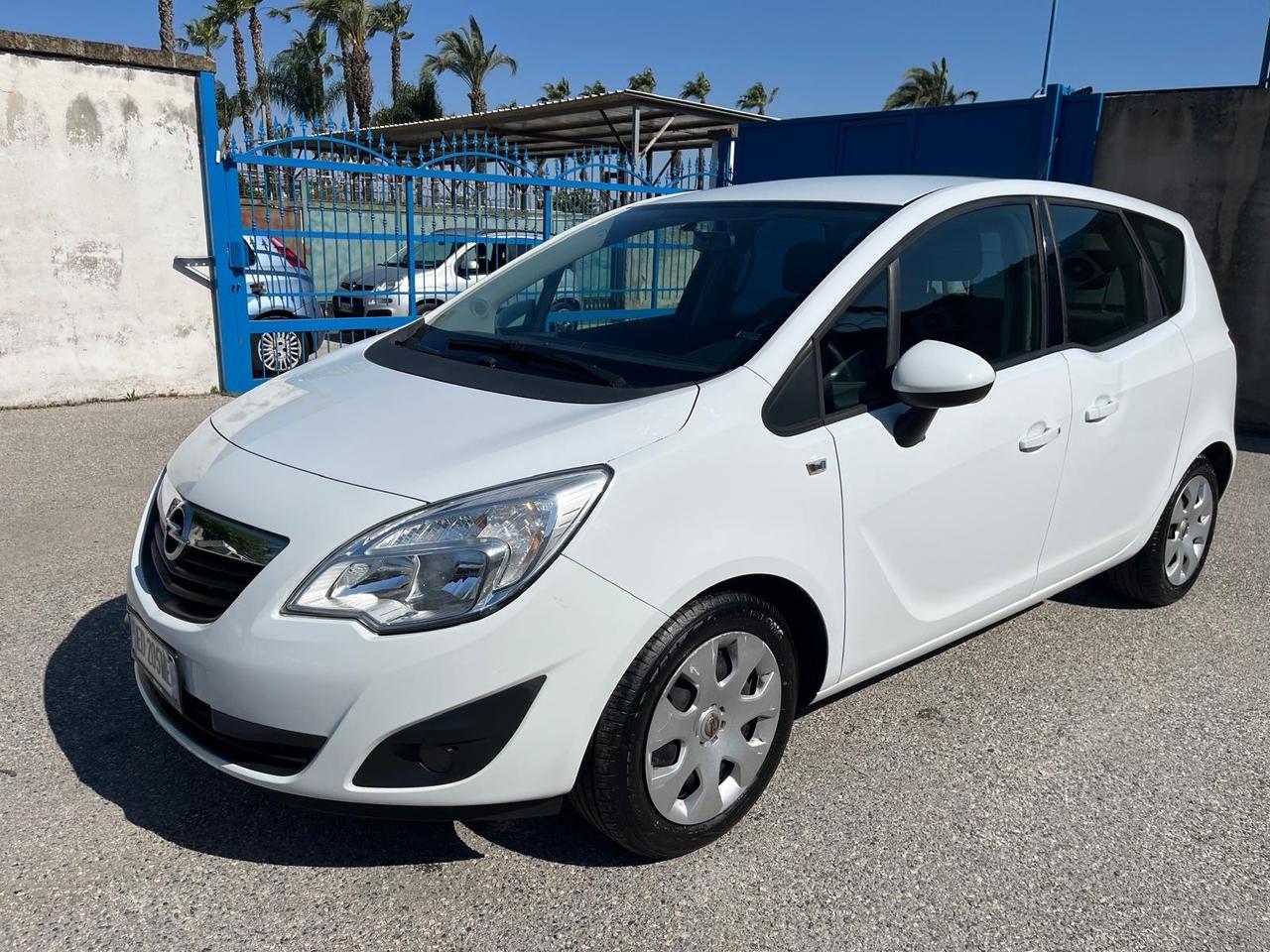 Opel meriva-1.4 benz/100 cv-Full-2011
