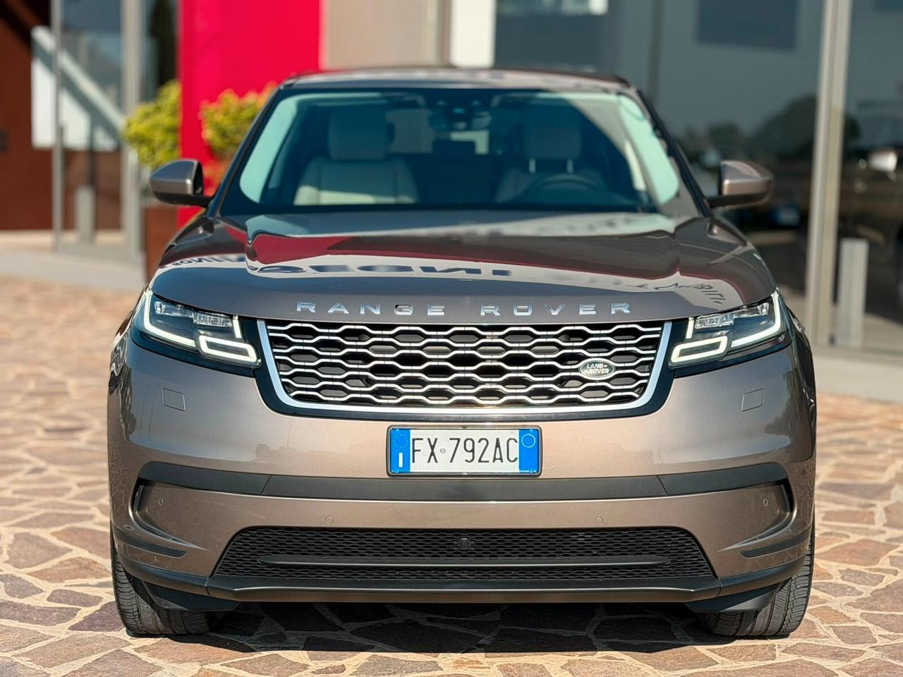Land Rover Range Velar 2.0d i4 180 CV auto