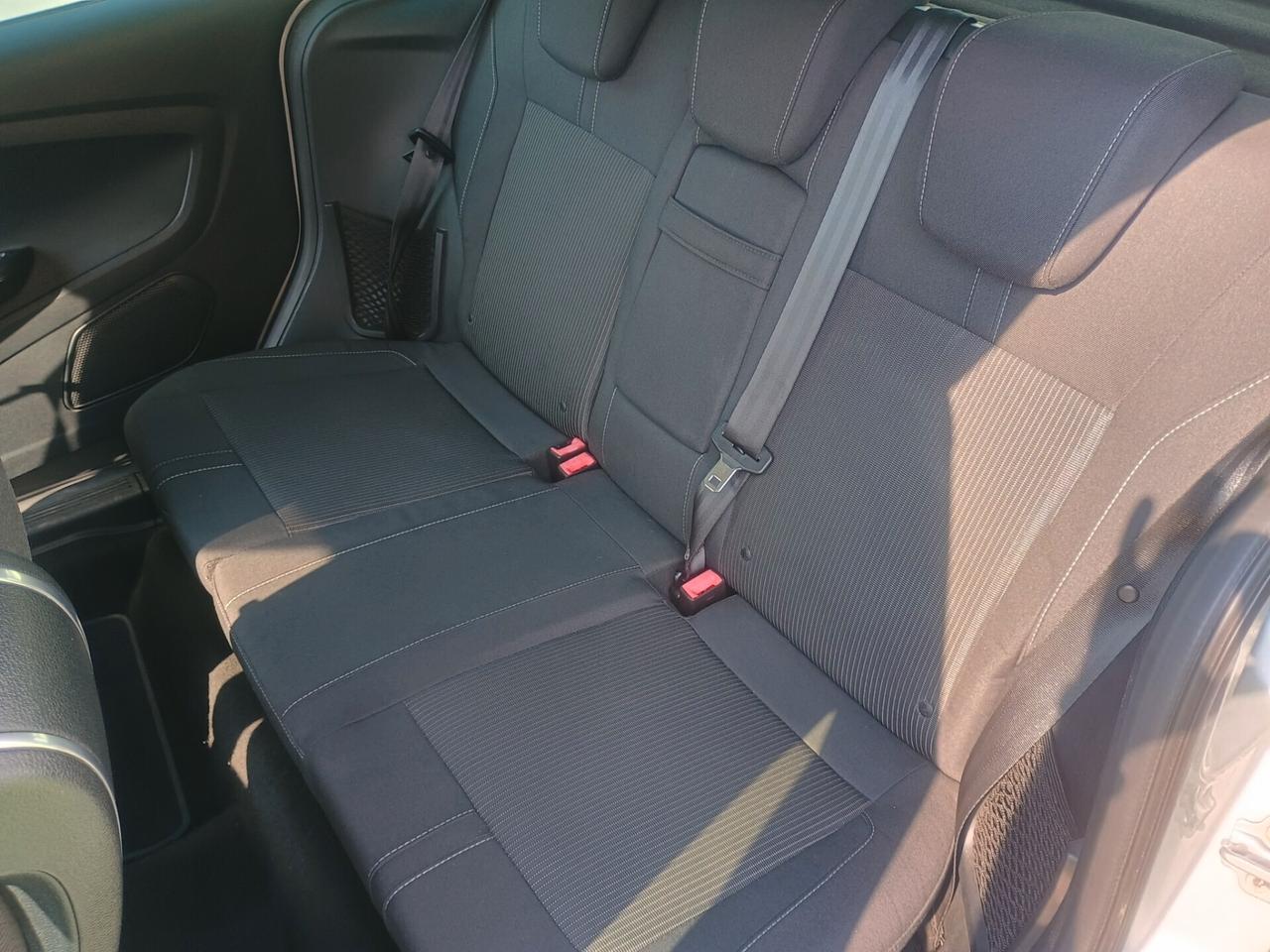 Ford B-Max 1.4 90 CV GPL NEOPATENTATI