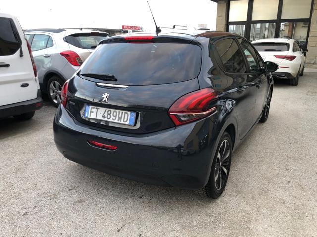 PEUGEOT 208 1° serie BlueHDi 100 S&S 5 porte Signature