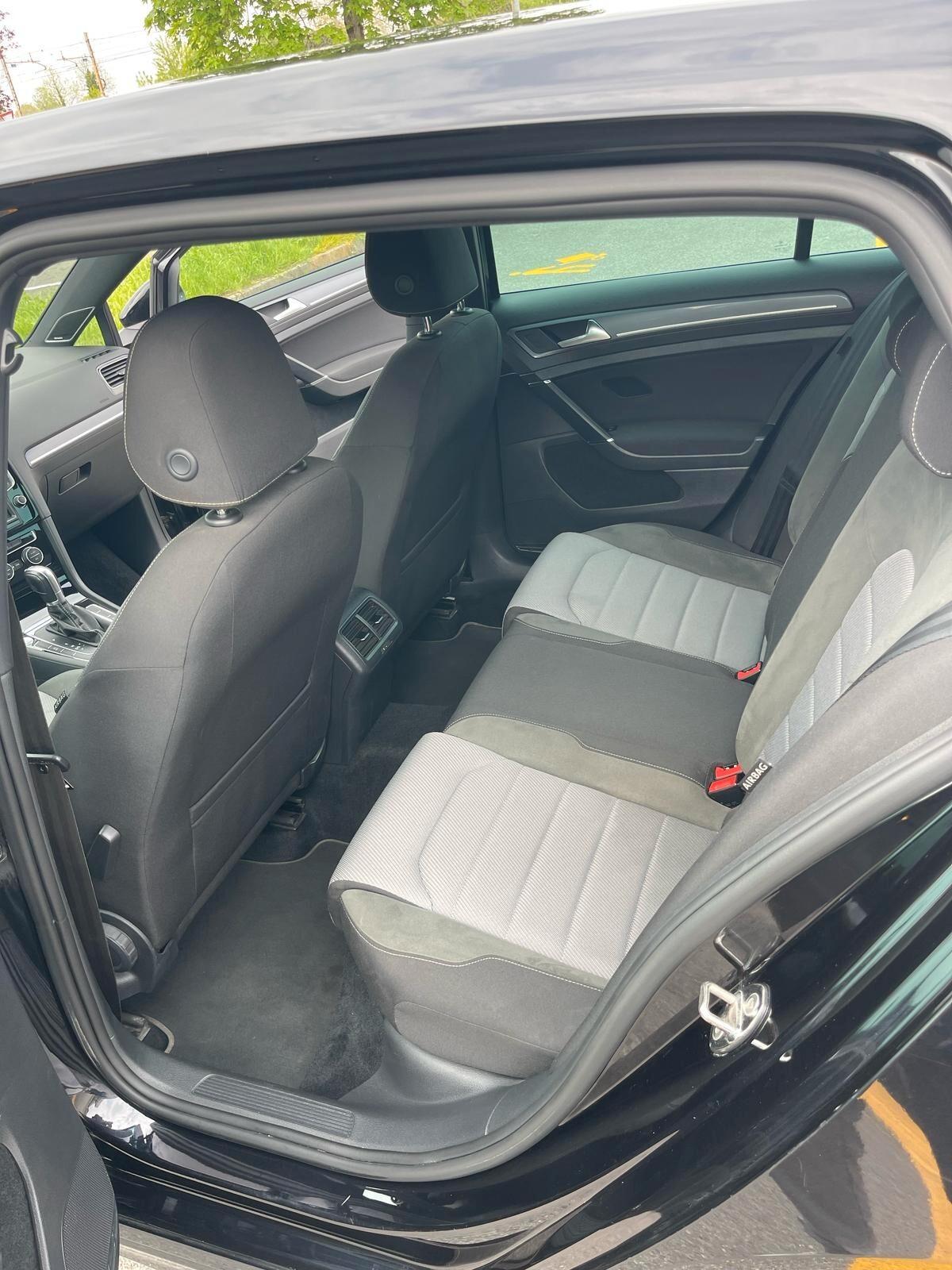 Volkswagen Golf 2.0 TDI DSG 5p. Highline BlueMotion Technology